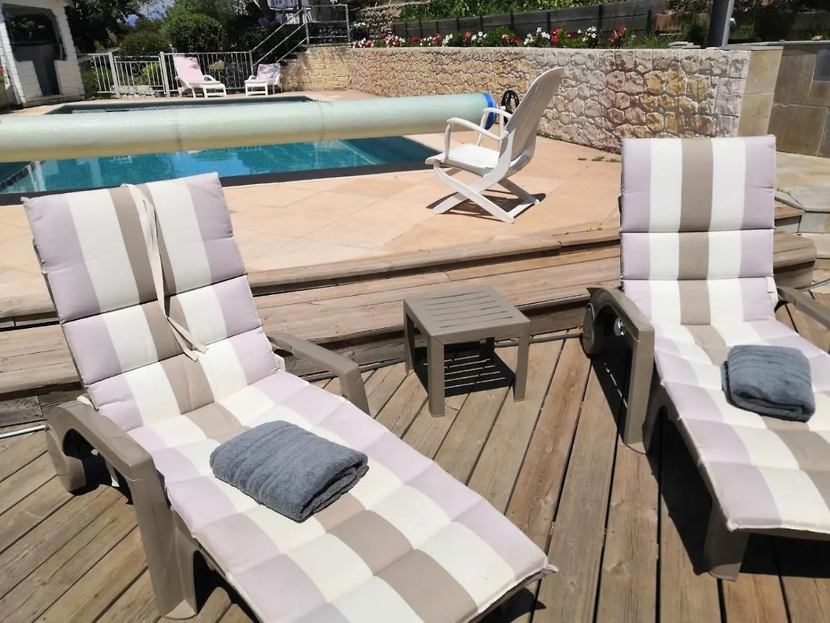 Mas Provencal Villa Saint-Jean-de-l'Esterel 0*,  France